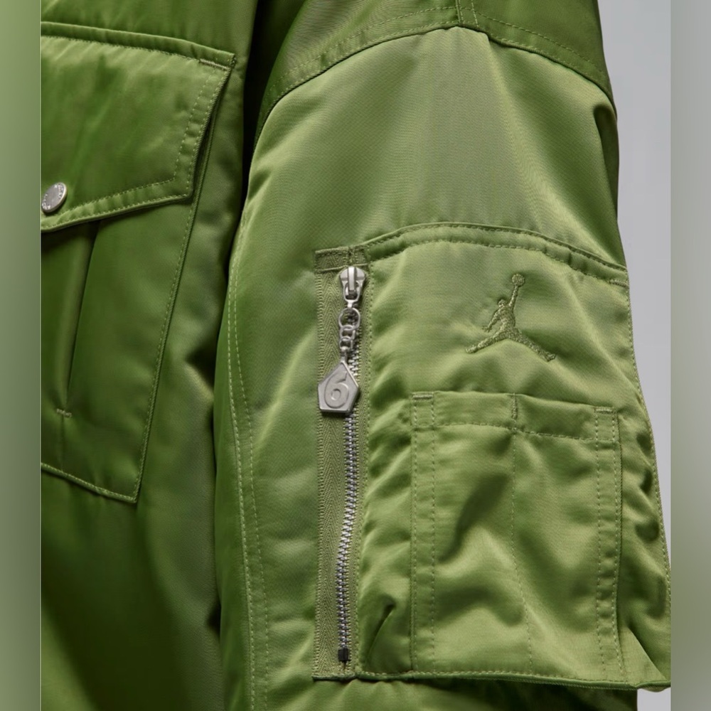 GORGEOUS JORDAN RENEGADE WOMEN’S JACKET !!! - Picture 5 of 13